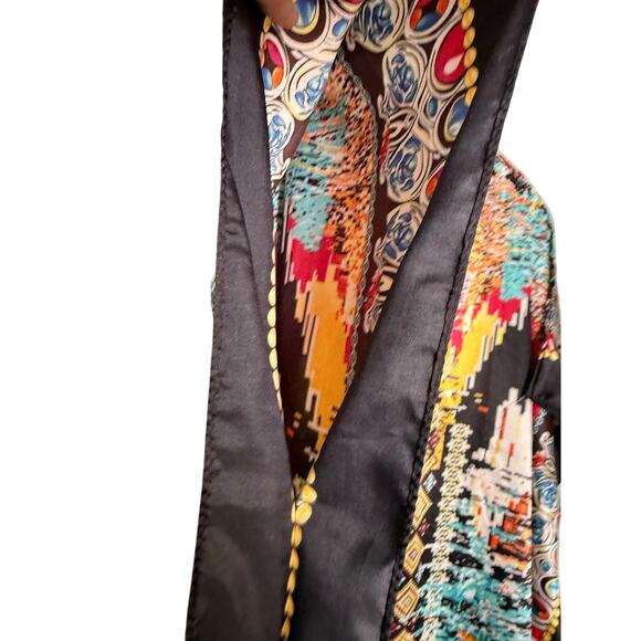 Winlar long satin kaftan - Picture 4 of 7